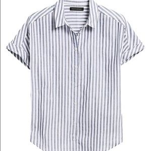 NWT Banana Republic Cotton Roll-Cuff Shirt